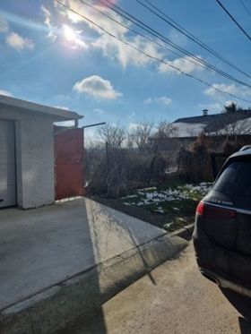 25/2018 - 538/563 ИД.Ч. ОТ ПОЗЕМЛЕН ИМОТ, ВЕДНО С ПОСТРОЕНATA В НЕГО СГРАДA В ГР. РУСЕ, КВ. ДОЛАПИТЕ, УЛ. ХАН ТЕРВЕЛ № 7